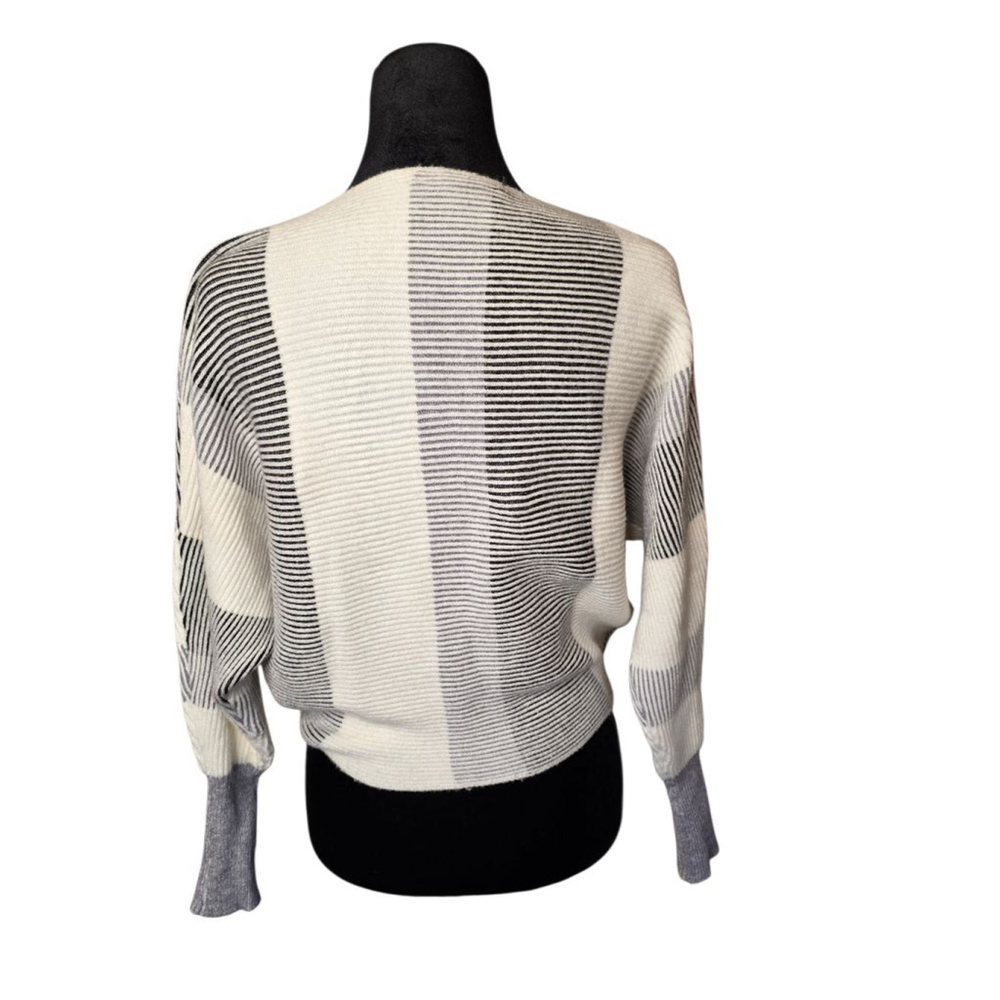 Philosophy black and white stripe boat neck, dolman sleeves soft sweater size XS - Picture 3 of 9